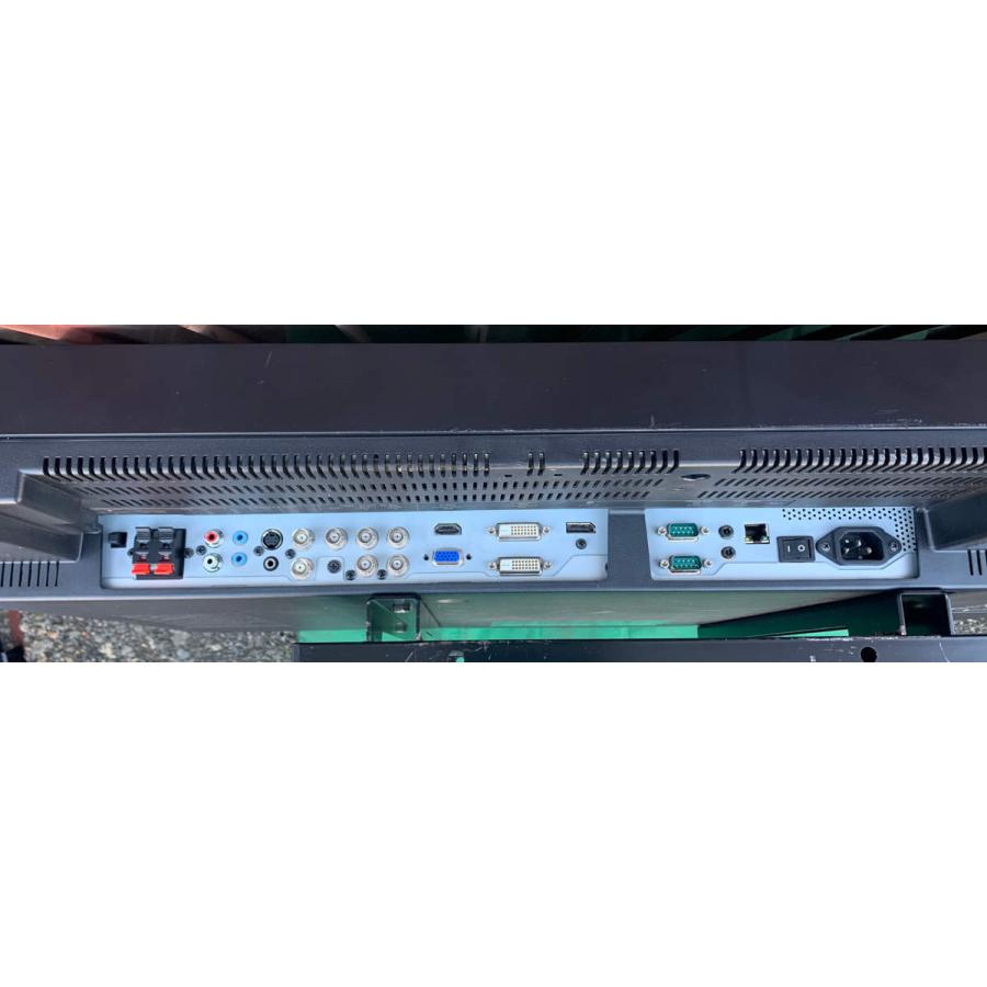 ○NEC MultiSync LCD-V422 42インチ液晶ディスプレイ 輸送用ケース付き