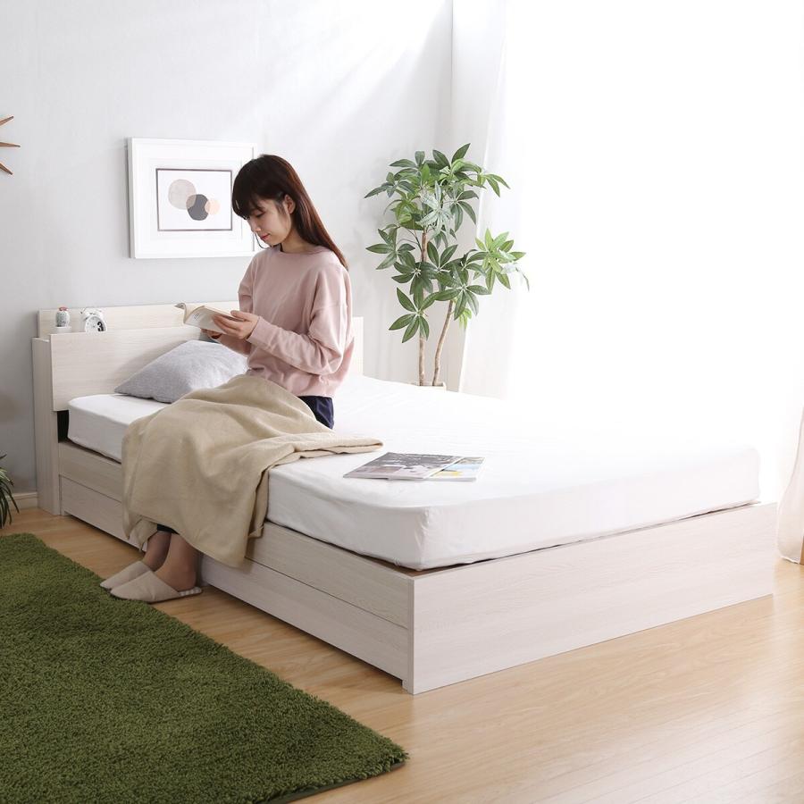 ニトリ（NITORI） ベッド シングル 棚・コンセント付きチェストベッド