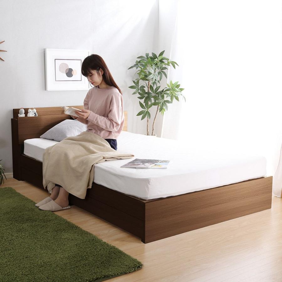 ニトリ（NITORI） ベッド セミダブル 棚・コンセント付きチェスト