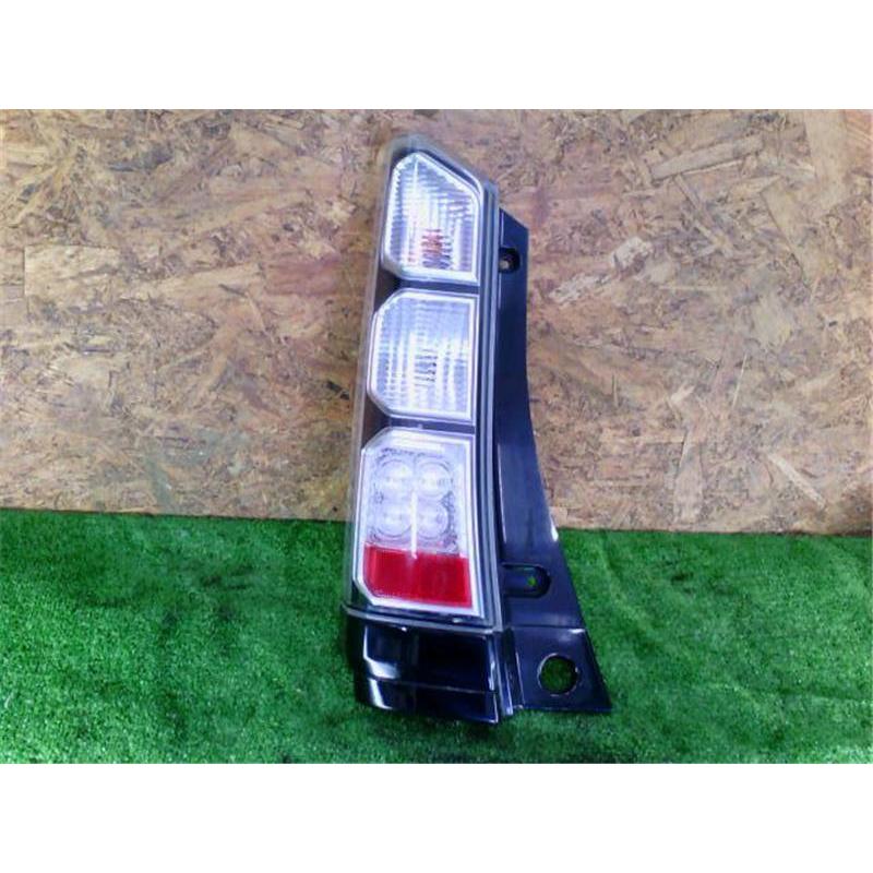 ホンダ 純正 N-BOX 《 JF1 》 左テールランプ P21600-22008382 : NGP