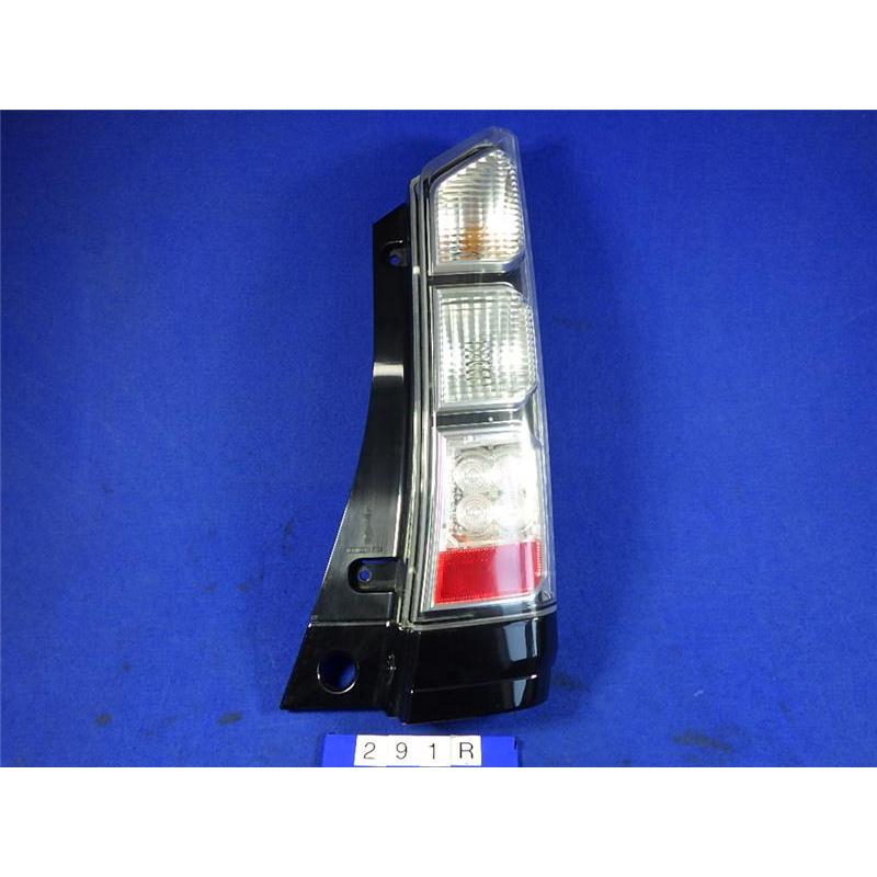 ホンダ 純正 N-BOX 《 JF2 》 右テールランプ 33501-TY0-J01 P21900