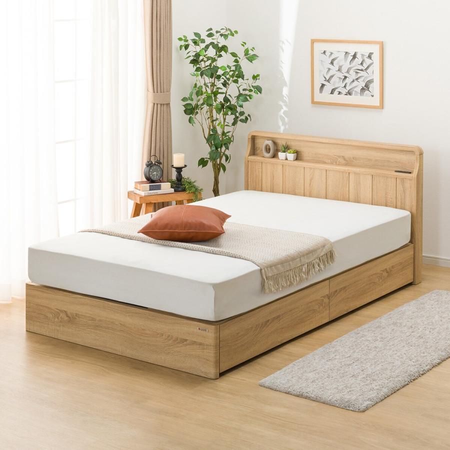 ニトリ（NITORI） ベッド セミダブル アンティーク調 棚付きベッド