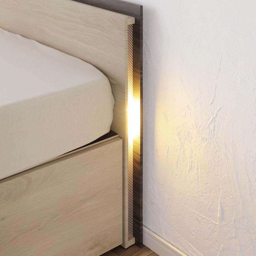 ニトリ（NITORI） セミダブル 照明・コンセント付き収納ベッドフレーム