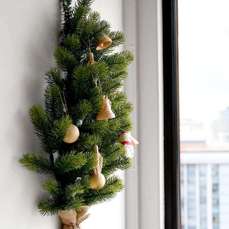壁掛け式 クリスマスツリー ドイツ製白木のオーナメント9個 木製