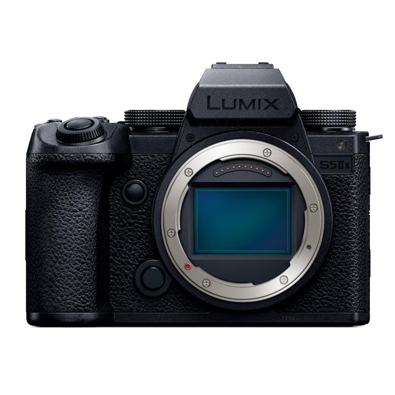 LUMIX パナソニック ミラーレス一眼カメラ DC-S5M2X ボディ