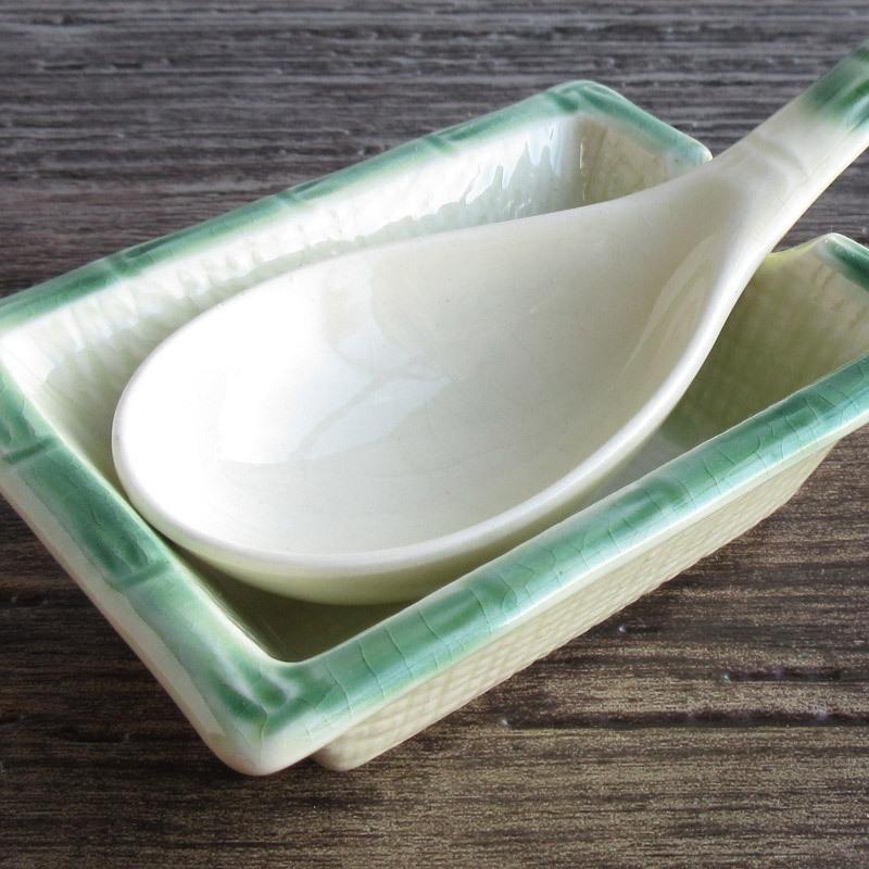 台付レンゲ 四角い台付き レンゲ 陶器のスプーン ラーメン 鍋料理 持ち