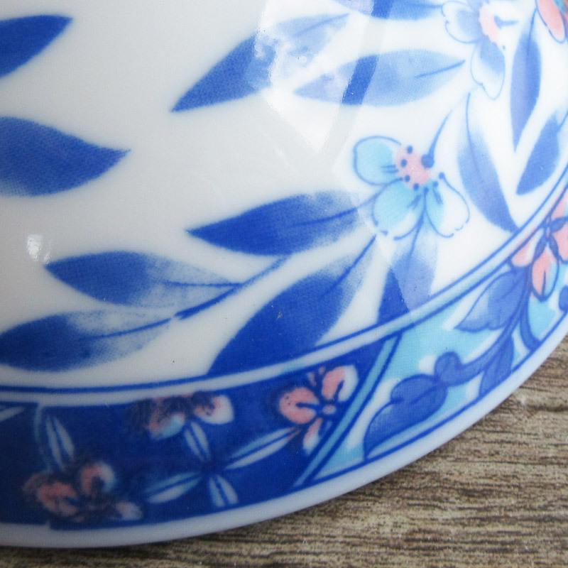 青い花柄 平茶碗 12cm / 日本製 美濃焼 ちゃわん 飯碗 持ちやすい