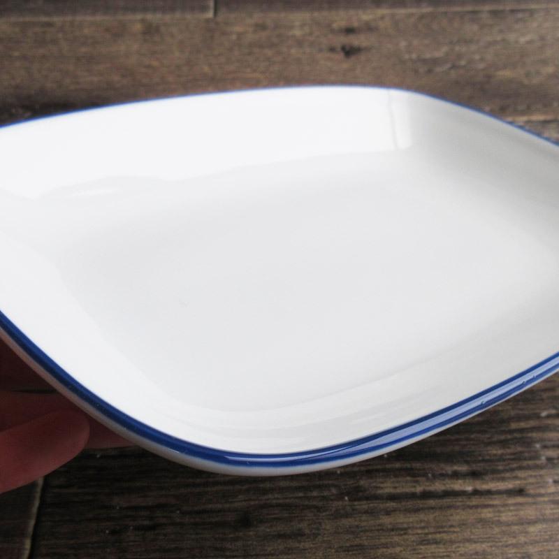 プレート 食器 長角皿 中皿 パスタ皿 角プラター ホーロー風 シンプル