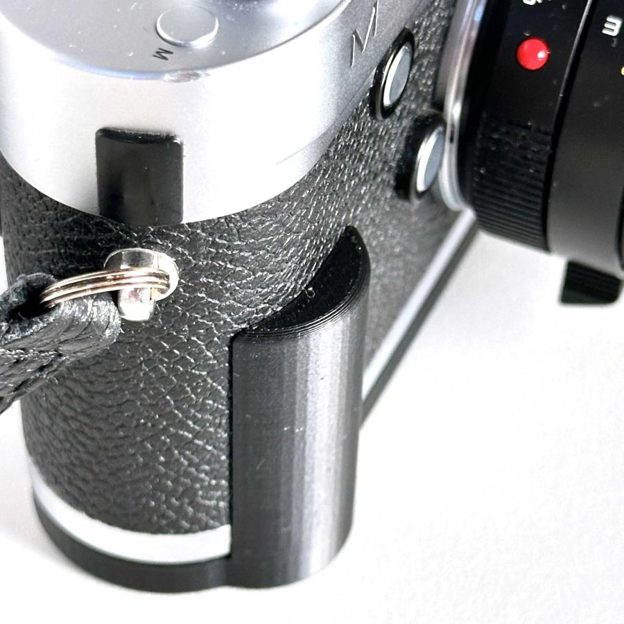 Leica M Typ 240用 3Dプリンター製カスタムグリップ（カーボン）仕上げ