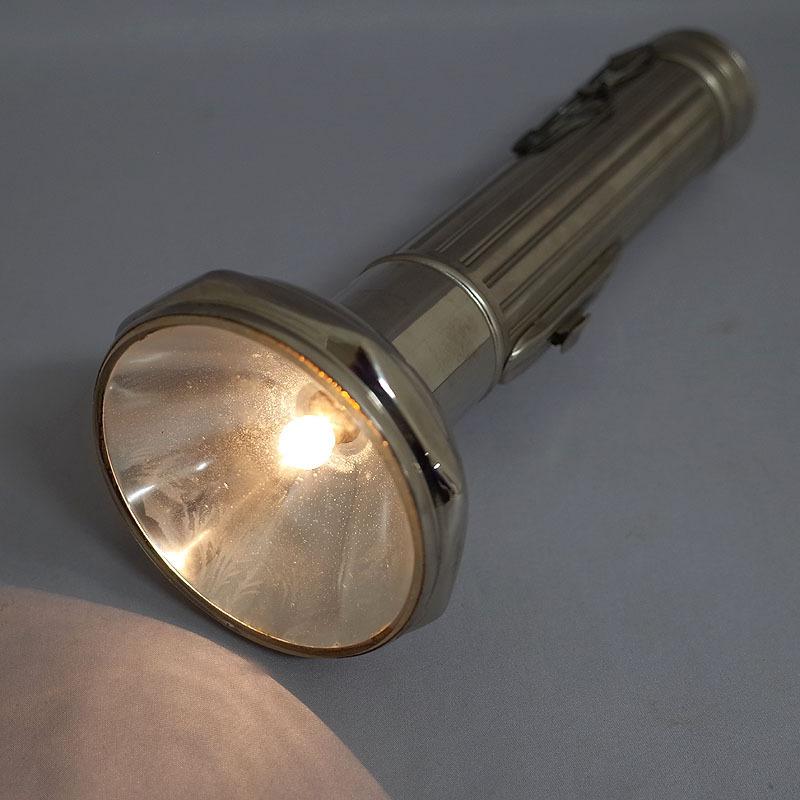 チェコ軍 ハンドライト シルバー L デッドストック EE696NN 懐中電灯