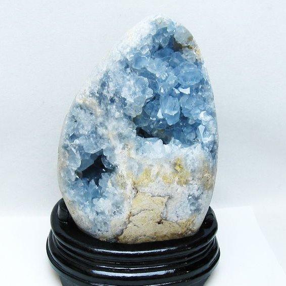 3.4Kg セレスタイト 天青石 原石 t385-14831 : 誠安天然石専門店