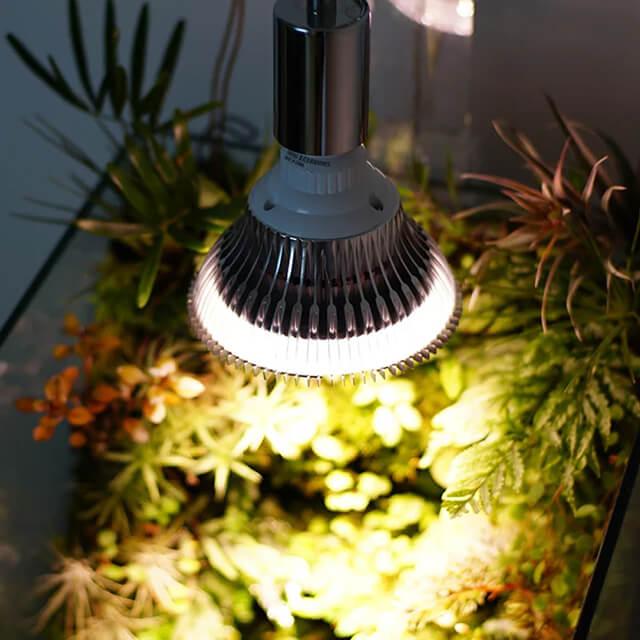 サン【SUN-18W】植物育成ライト BARREL 白色電球 水槽用照明