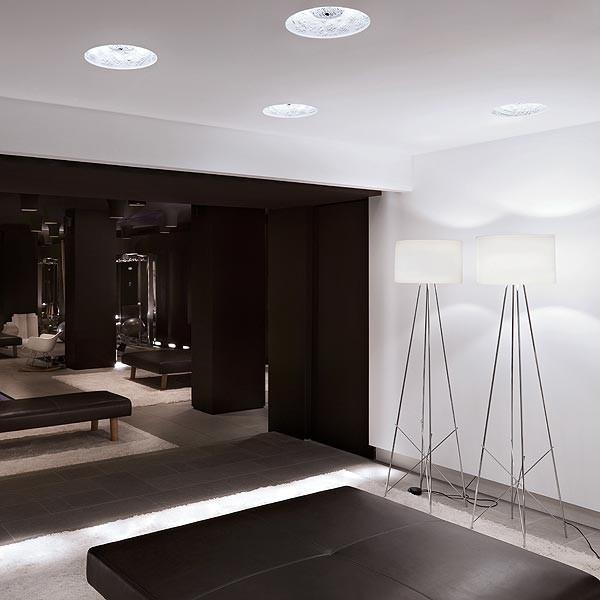 FLOS（フロス） 正規販売店 RAY F2レイF2 フロアライト ブラック