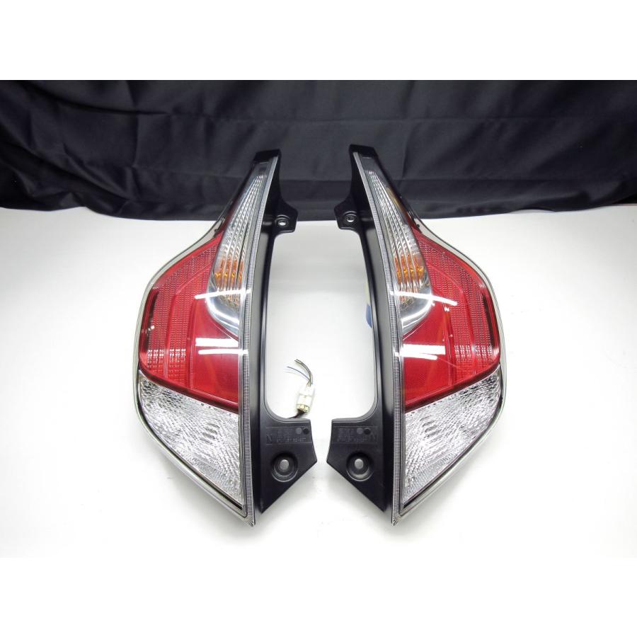 トヨタ NHP10 アクア 中期 純正 左右 テールランプ 割れあり Stanley