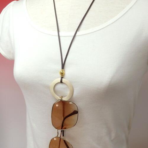 メール便 メガネホルダー オーバル ウッド ラウンド ネックレス