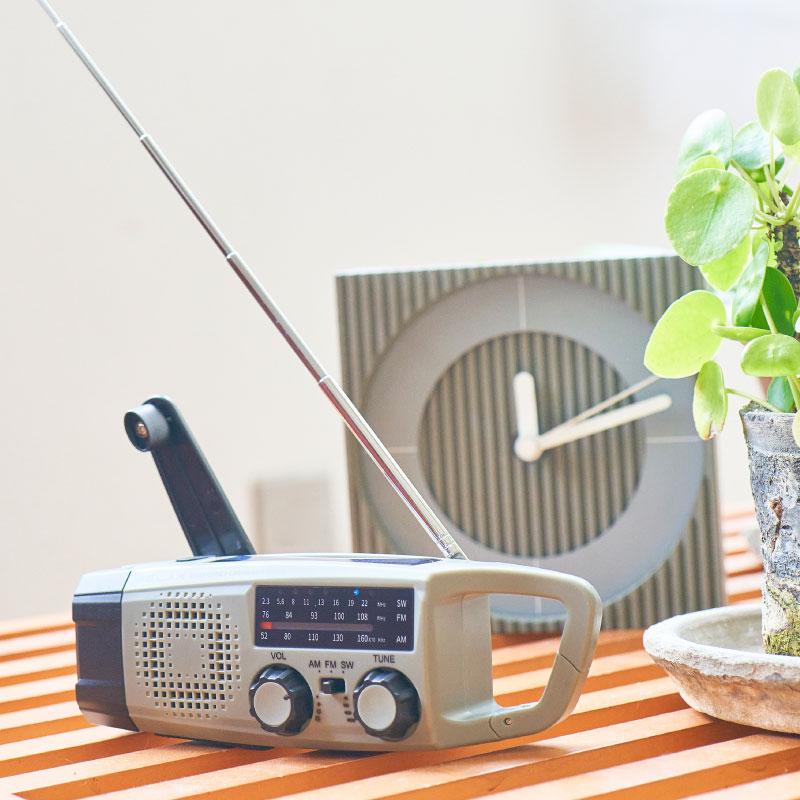 RELAX（リラックス） 1年保証 エマージェンシー カラビナラジオ 多機能