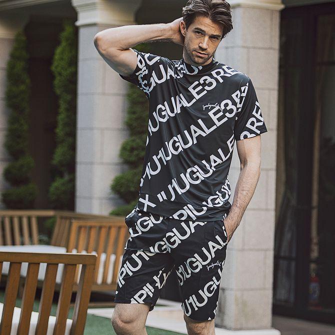 1PIU1UGUALE3 RELAX ウノピゥウノウグァーレトレ 総柄ロゴモックネック