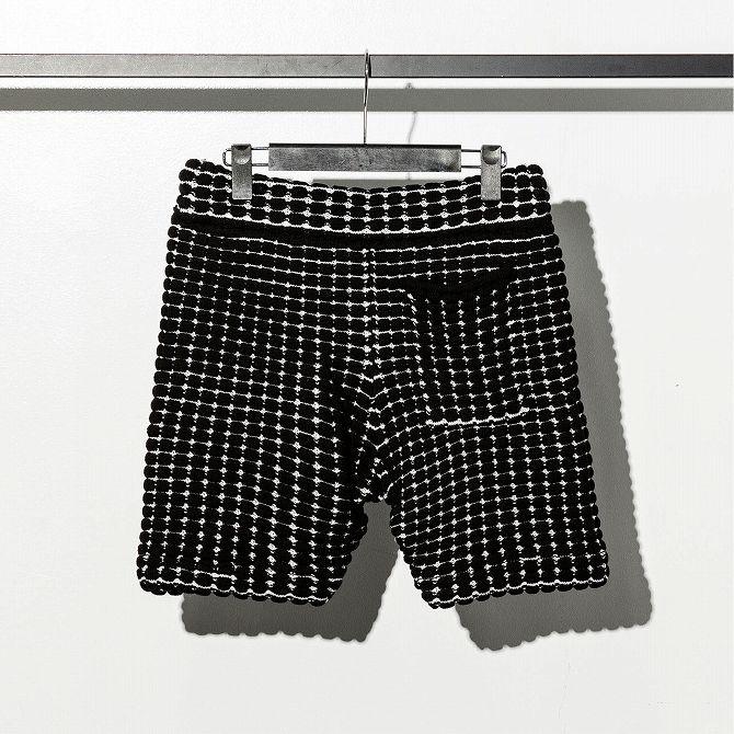 1PIU1UGUALE3 RELAX ウノピゥウノウグァーレトレ 3ロゴビッグワッフル