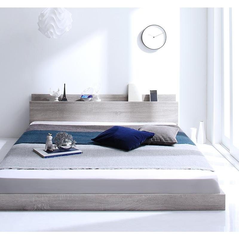 ダブルベッド 棚・コンセント・マットレス付き フロアベッド