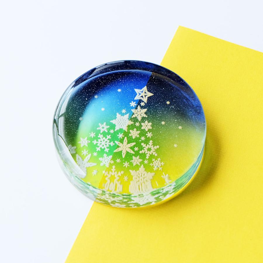 ガラス製ペーパーウェイト 雪の結晶クリスマスツリー 専用スタンド付き