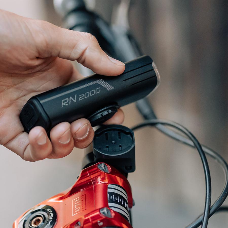 OLIGHT オーライト OLIGHT RN 2000 自転車ライト : PKウェーブ - 通販