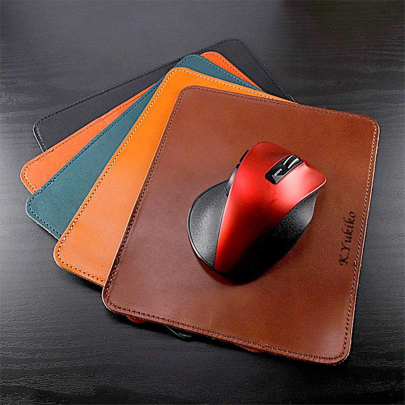 マウスパッド 名入れ 栃木レザー プレゼント 革 本革 刻印 レザー 名前