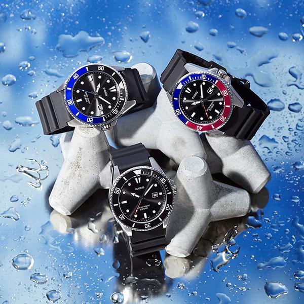 CASIO Collection カシオコレクションスポーツ 20気圧防水 ウォッチ 逆