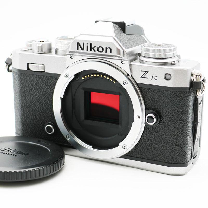 ニコン（Nikon） Zfc ミラーレスカメラ 元箱あり 中古並品