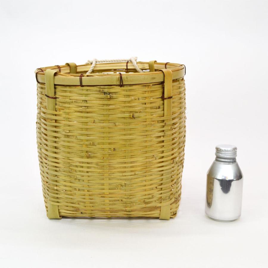 竹の収穫かご 青竹 腰籠 腰かご 山菜取り 農具 篭 竹籠 : ラタンハウス