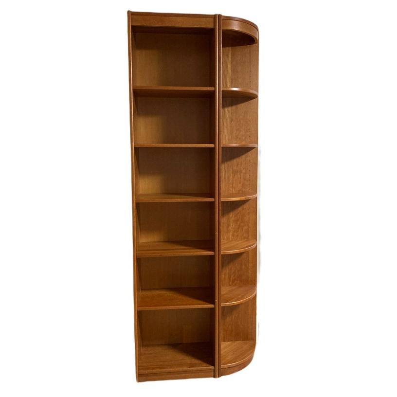 デンマーク製 スリムなブックシェルフ 書棚 本棚＆コーナーシェルフ