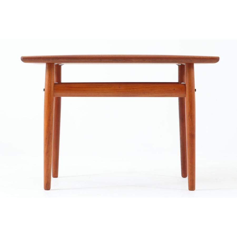 Grete Jalk(グレーテ・ヤルク) サイドテーブル チーク材 デンマーク製