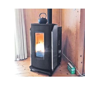 ペレットストーブ RS4 輻射自然対流タイプ さいかい産業 : ウッド