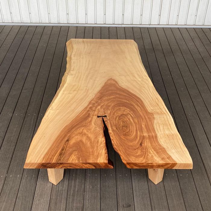 一枚板 センターテーブル 幅162cm 栃 トチ とち 無垢 ちぎり 北欧 木製