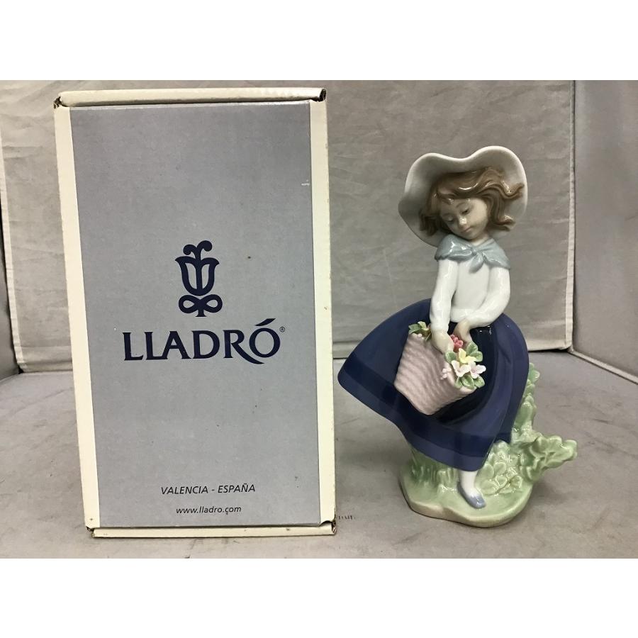 リヤドロ LLADRO 人形 ※きれいな花ばかり 05222 : ワットマン Yahoo