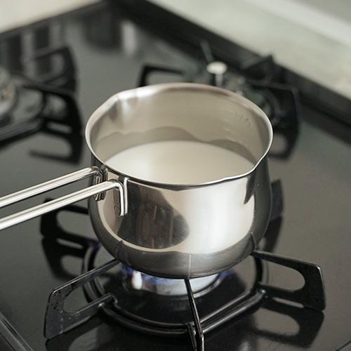 タケコシ 18-8 ステンレスミルクパン 800ml 目盛付 ミルクパン