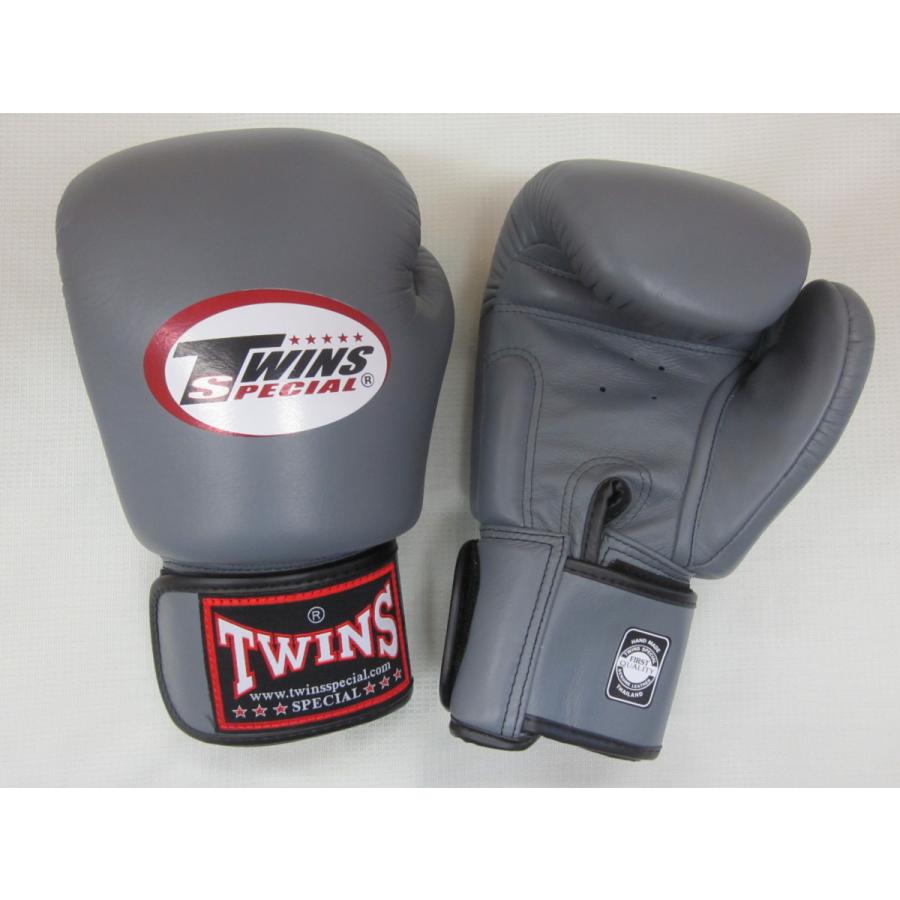 ツインズ Twins ボクシンググローブ 8オンス 本革製 送料無料 サミング