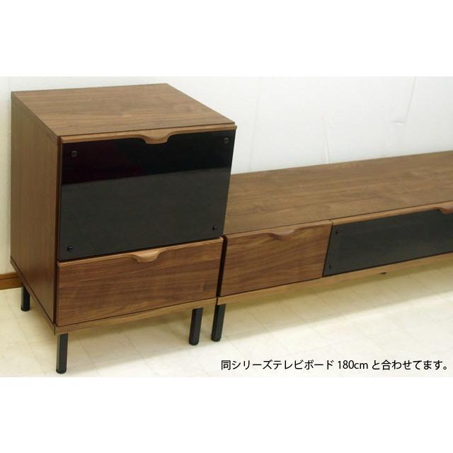 キャビネット ウォールナット 北欧 幅50cm 無垢 天然 脚付き 黒ガラス