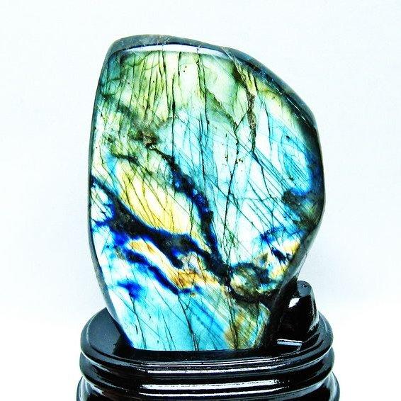 1.1Kg ラブラドライト 原石 台座付属 一点物 送料無料 181-4260