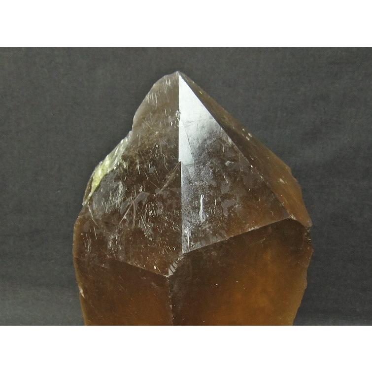 2.6Kg スモーキークォーツ 煙水晶 原石 虹入り ルチルクォーツ入り