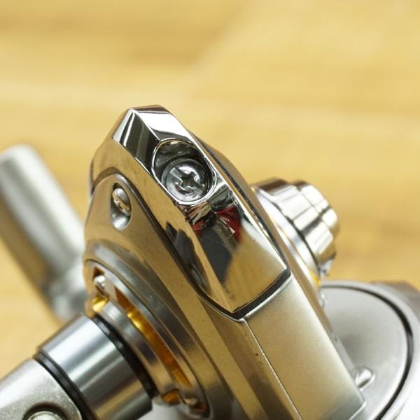 ダイワ 13プレイソ 2000H LBD/M439M レバーブレーキリール 美品 : 釣