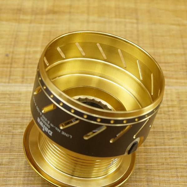 ダイワ トーナメントISO Z 2500LBD 50thエディション スプール /P268M