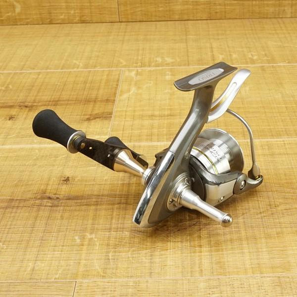 ダイワ トライソSHOX 3000LBD リールスタンド、カーボンハンドル付