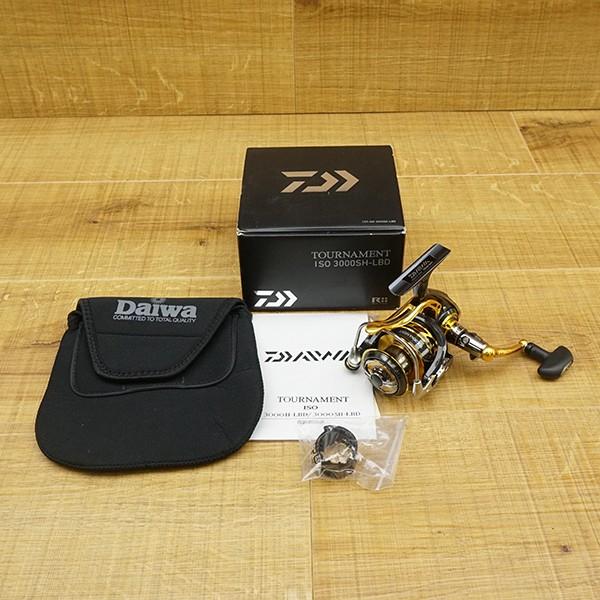 ダイワ 15トーナメントISO 3000SH-LBD/S137M 美品 スピニングリール