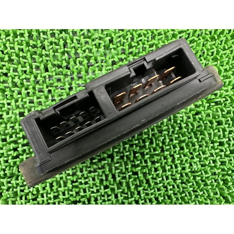 カワサキ（Kawasaki） ZX-12R ヒューズボックス 26021-1105 純正 中古