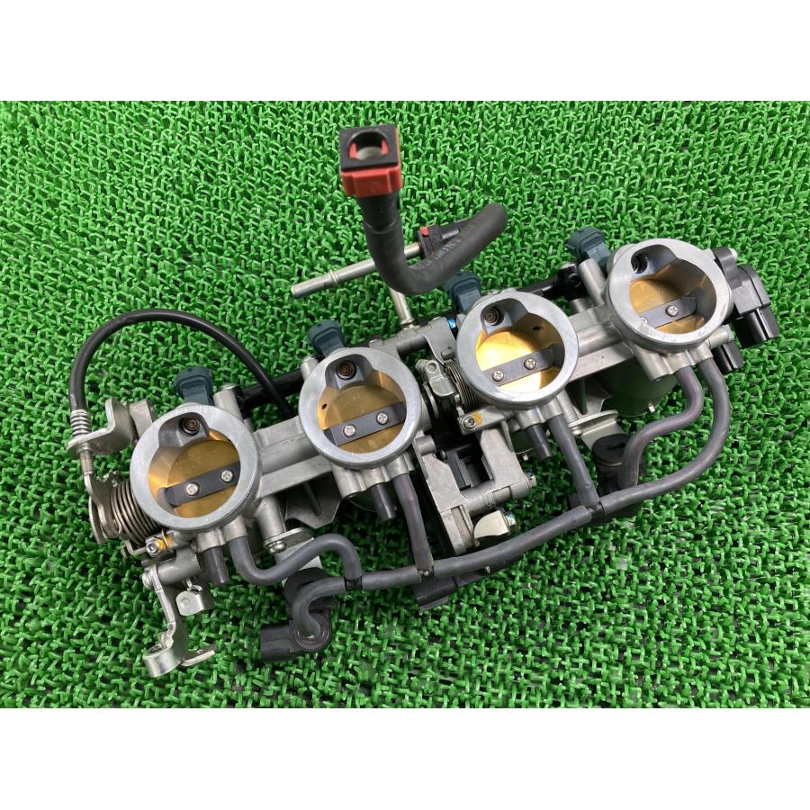 カワサキ（Kawasaki） ZX-6R スロットルボディ T030 純正 中古 バイク