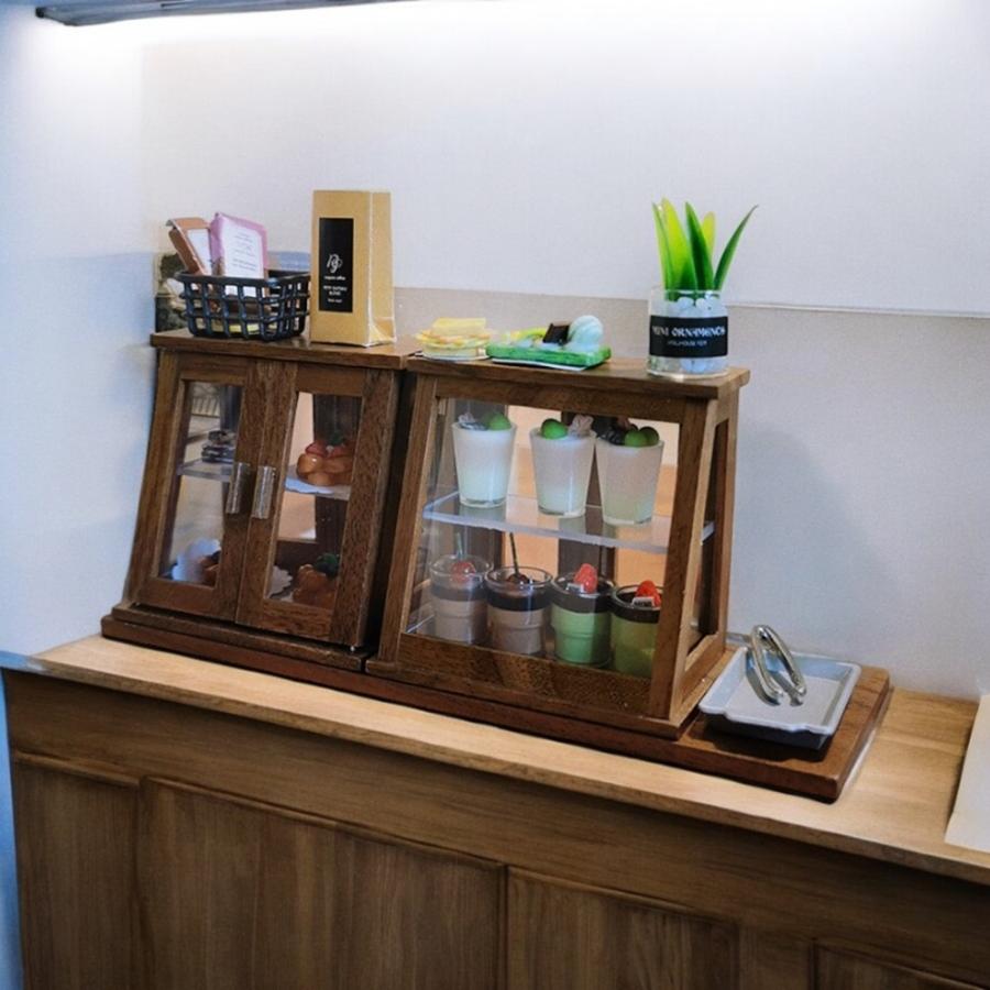 1点）ミニチュア木製ショーケース 卓上 ガラスケース ショーケース