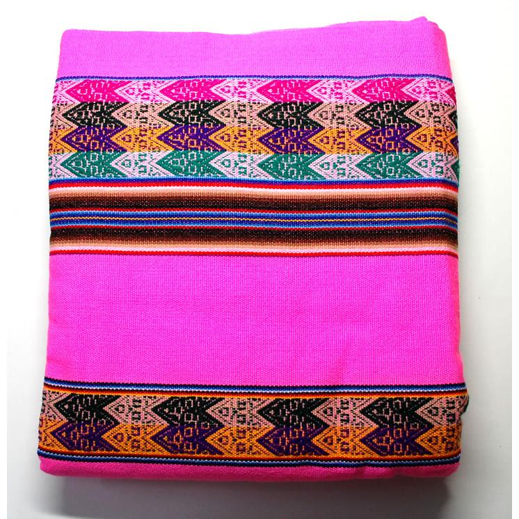 アワイヨ柄布のアンデス織物】【大サイズ】【ピンク色】南米ペルーの