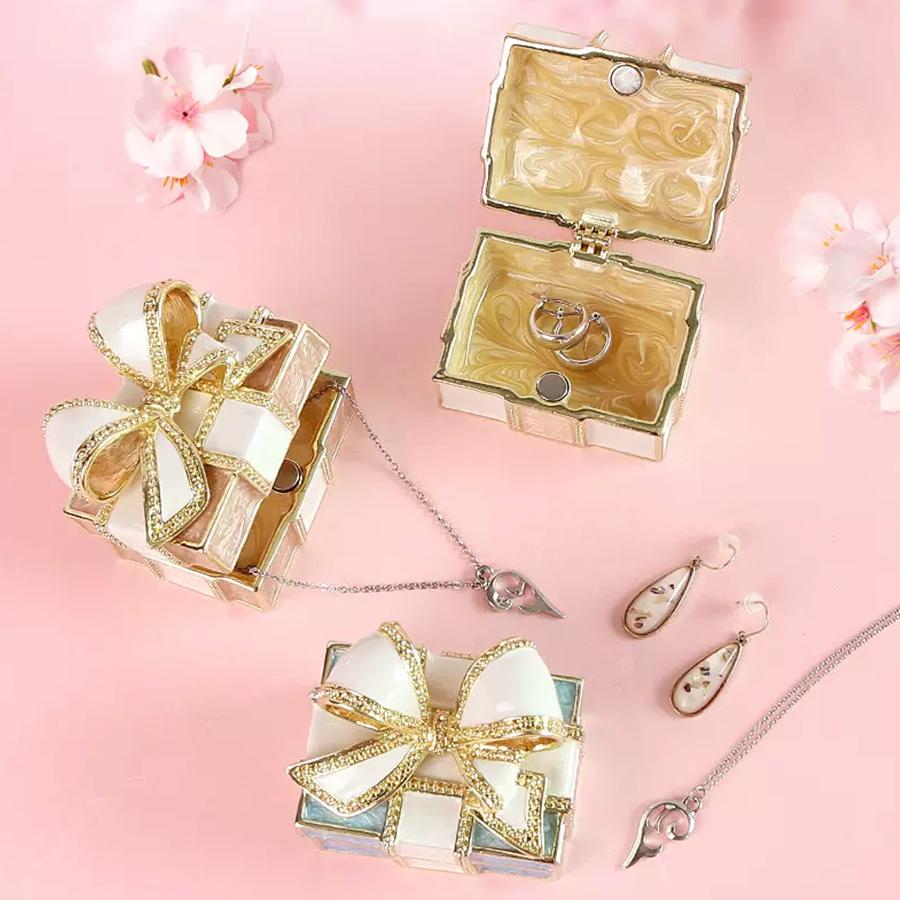 東京銀座PICALS ピィアース ペンギンとサンゴ礁のジュエリーボックス