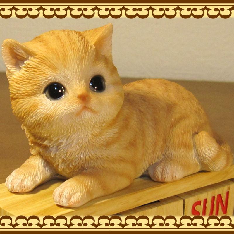置物 動物 可愛い 猫の置物 チャトラ キャット カレンダー ねこ 卓上