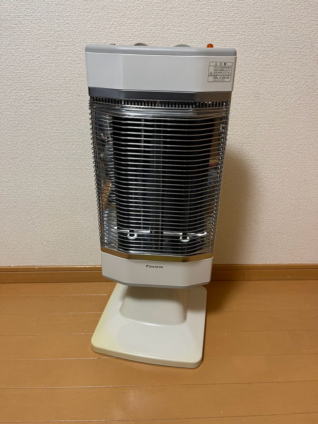 ダイキン セラムヒート ERFT11KS 電気ストーブ - 最安値・価格比較